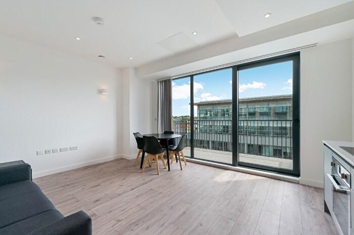 2 Bedroom Flat To Rent In Papermill House, Oxford Road, Uxbridge, Uxbridge, UB8