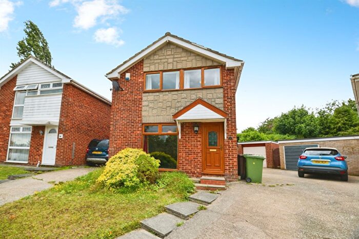 3 Bedroom Detached House For Sale In Staveley Grove, Stockton-On-Tees, TS19