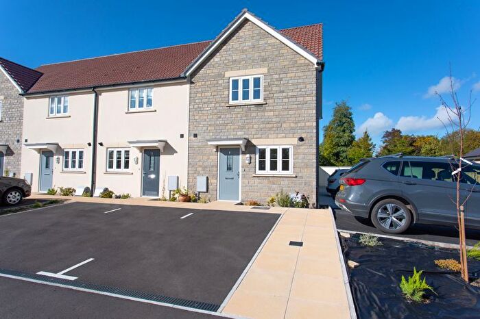 2 Bedroom End Of Terrace House To Rent In Dairy Court, Somerton, TA11
