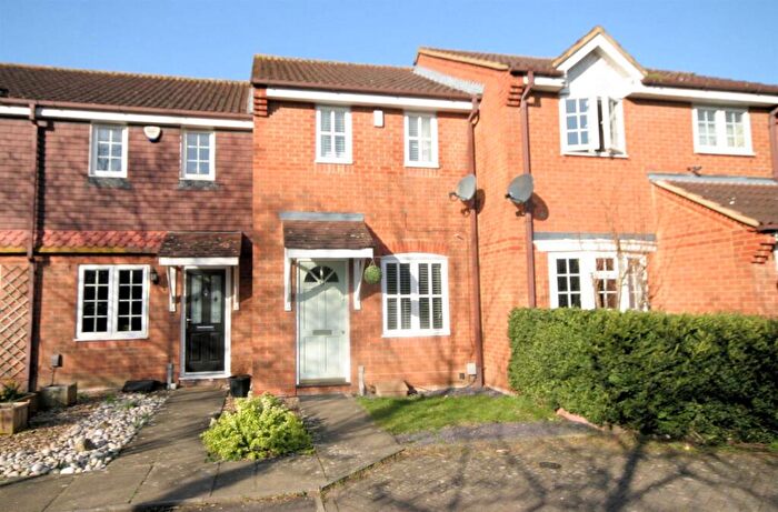 2 Bedroom Terraced House For Sale In Simpkins Drive, Barton-Le-Clay, Bedford, MK45