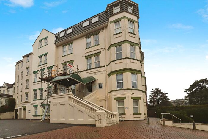 1 Bedroom Flat For Sale In Christchurch Road, Bournemouth, Dorset, BH1