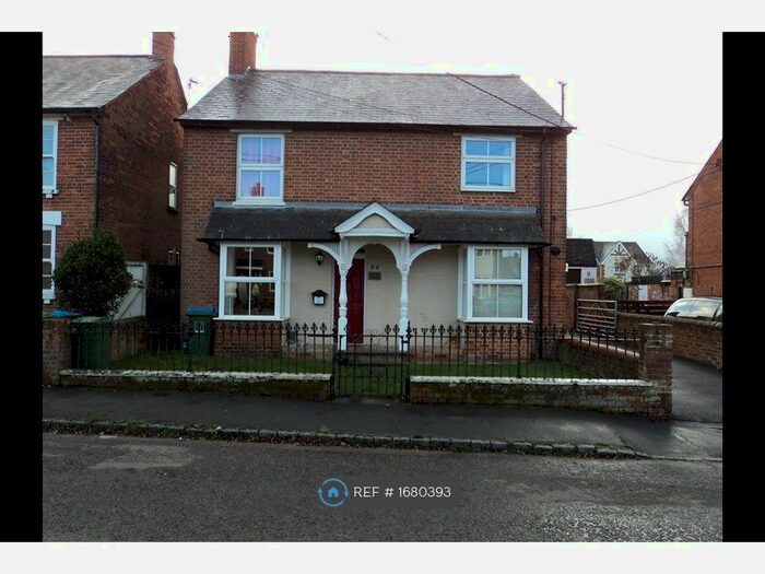 4 Bedroom Semi-Detached House To Rent In Brook Street, Aston Clinton, HP22