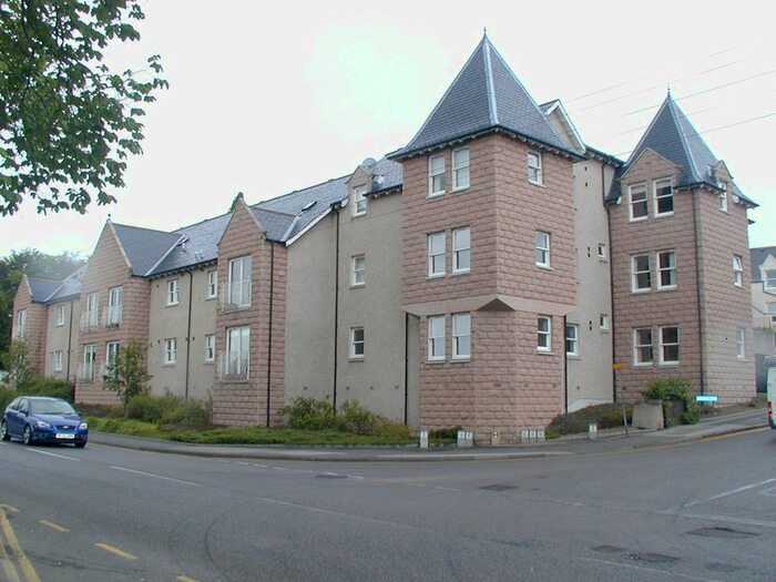 2 Bedroom Flat To Rent In Station Court, Raemoir Road, Banchory, AB31