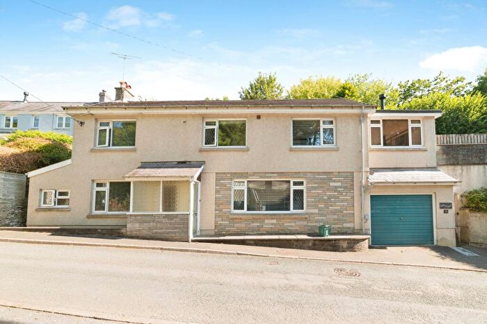 3 Bedroom Detached House For Sale In Reservoir Road, Carmarthen, Carmarthenshire, SA31