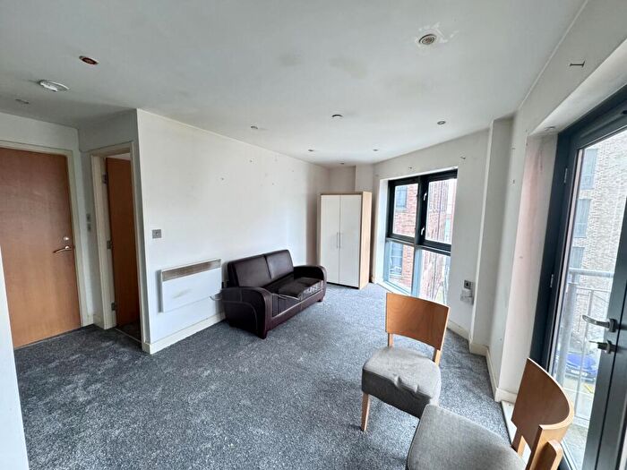 2 Bedroom Apartment To Rent In The Habitat, Lace Market, NG1