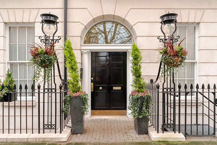 1 Bedroom Flat To Rent In George Street, Marylebone, London, W1H