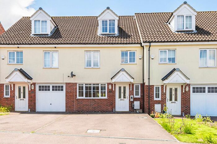 4 Bedroom Terraced House For Sale In Tubby Walk, Oulton, NR32
