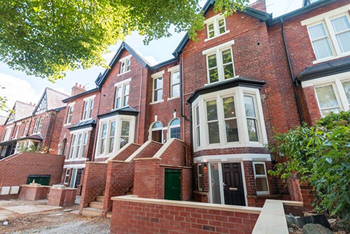 1 Bedroom Flat To Rent In Oakwood Avenue, Oakwood, LS8