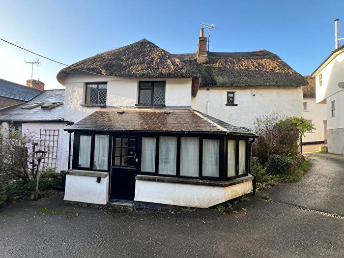 3 Bedroom End Of Terrace House For Sale In South Street, Hatherleigh, Okehampton, Devon, EX20