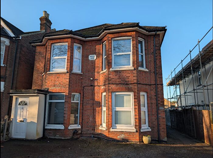1 Bedroom Apartment For Sale In Maybury Road, Woking, GU21