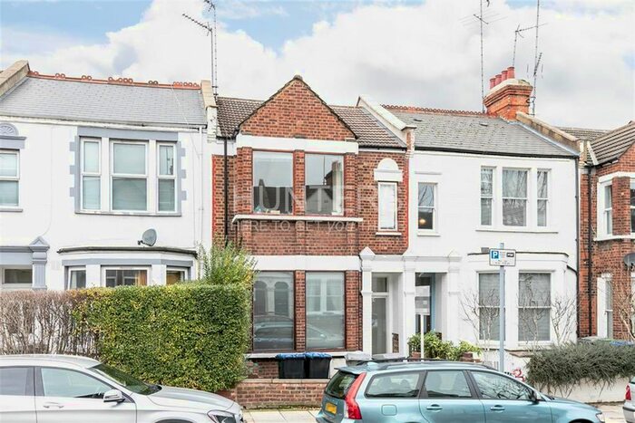 2 Bedroom Flat To Rent In Riffel Road, London, NW2