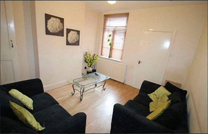 3 Bedroom Terraced House To Rent In Gaul Street, Leicester, LE3