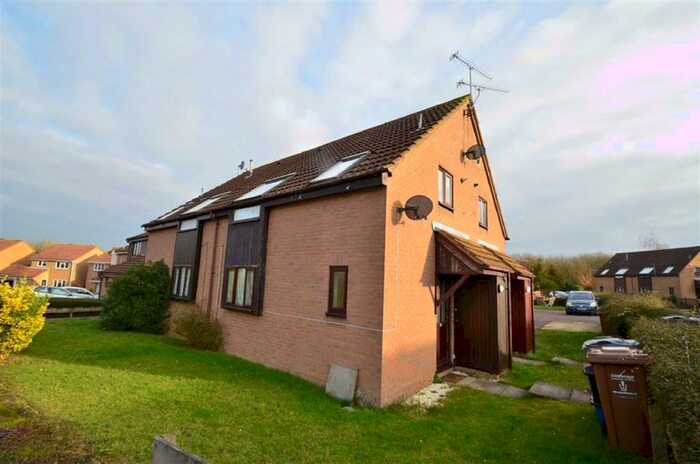 1 Bedroom Terraced House To Rent In Stevenage, SG2