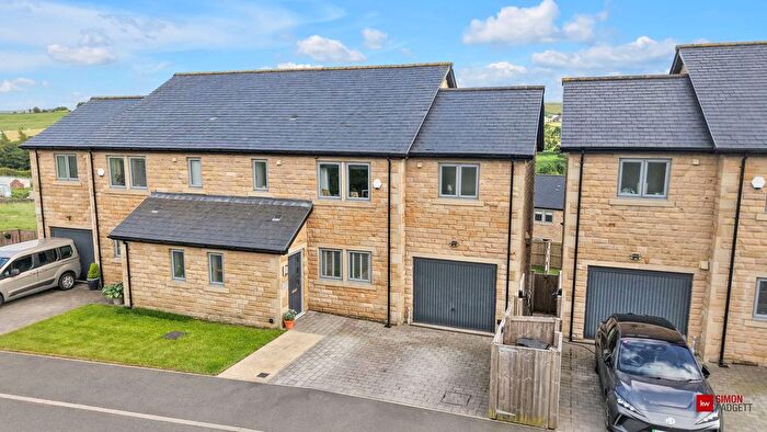 4 Bedroom Semi-Detached House For Sale In Diamond Drive, Colne, BB8