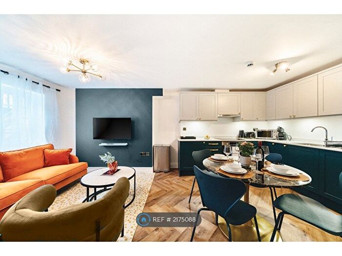 2 Bedroom Flat To Rent In Whitechaple, London, E1