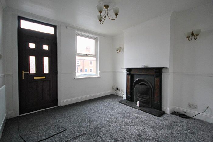 2 Bedroom House To Rent In Beckside, Beverley, HU17