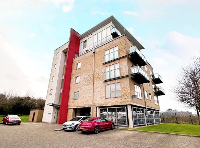 2 Bedroom Apartment To Rent In Weevil Lane, Gosport, PO12