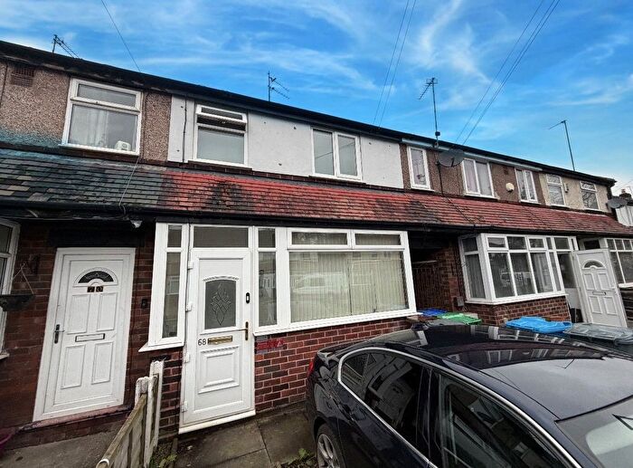 2 Bedroom Terraced House For Sale In Glenbrook Road, Blackley, Manchester, M9