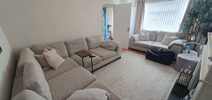 3 Bedroom Semi-Detached House To Rent In Clearwater Way, Cyncoed, Cardiff, CF23