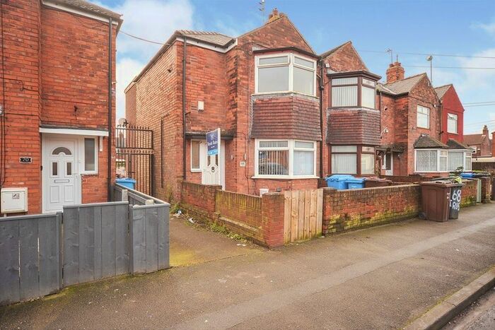 3 Bedroom End Of Terrace House To Rent In Rustenburg Street, Hull, East Riding Of Yorkshi HU9