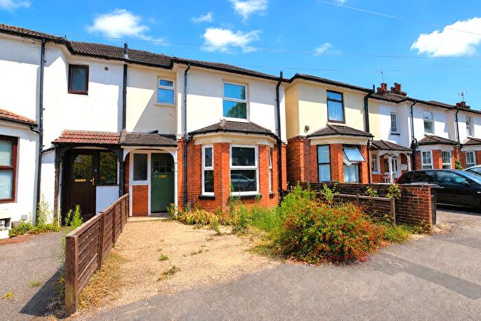 1 Bedroom Property To Rent In Weston Road, Guildford, Guildford, Surrey, GU2