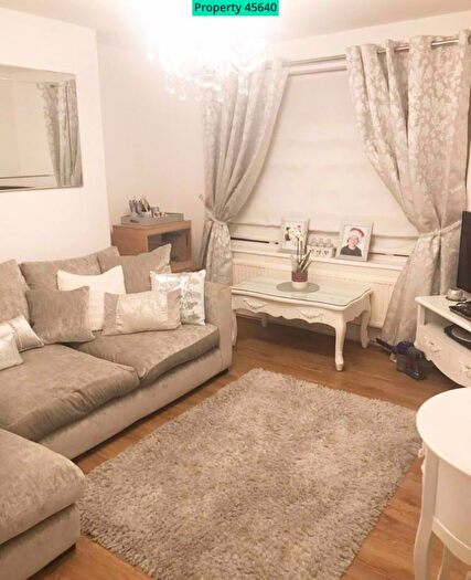 2 Bedroom Ground Maisonette To Rent In Croft Close, Chislehurst, BR7