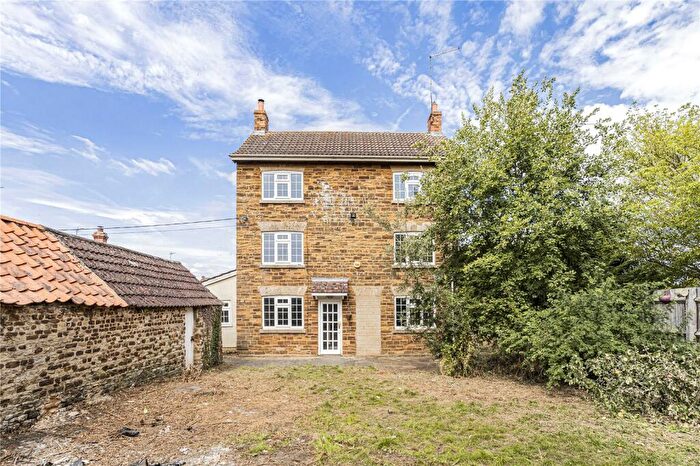 4 Bedroom Detached House For Sale In Lodge Road, Little Houghton, Northampton, Northamptonshire, NN7
