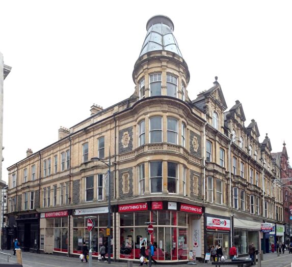 2 Bedroom Flat To Rent In Griffin Street, Newport, NP20