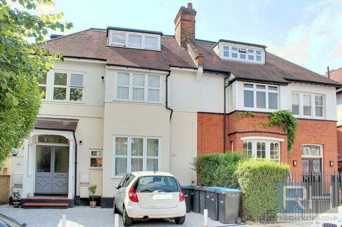 1 Bedroom Apartment To Rent In Elm Park Road, Winchmore Hill, London, N21