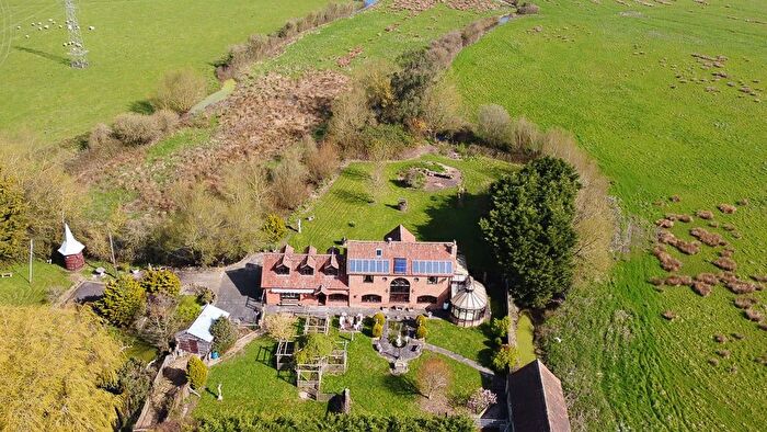 5 Bedroom Detached House For Sale In Lake House Lane, South Common, East Brent, TA9