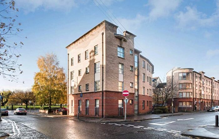 2 Bedroom Apartment To Rent In Turnbull Street, Glasgow, G1