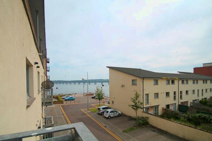 2 Bedroom Flat To Rent In Thorter Row, Dundee, Dundee, DD1