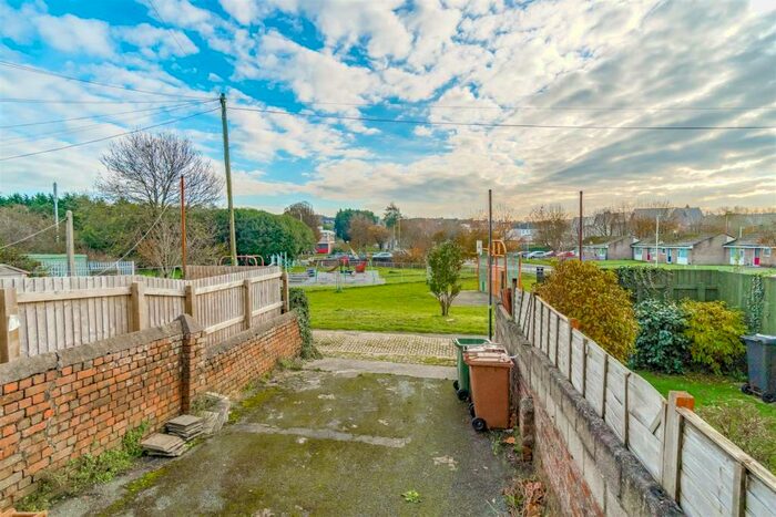 1 Bedroom Flat To Rent In York Road, Plymouth, PL5