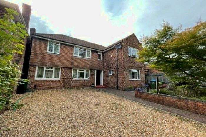 3 Bedroom Property To Rent In Bassett Avenue, Southampton SO16