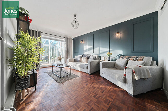 4 Bedroom House To Rent In Wayside Avenue, Worthing, West Sussex, BN13