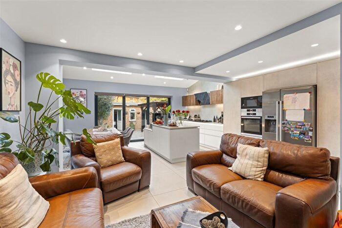 4 Bedroom Semi-detached House For Sale In Princes Way, Ruislip, HA4
