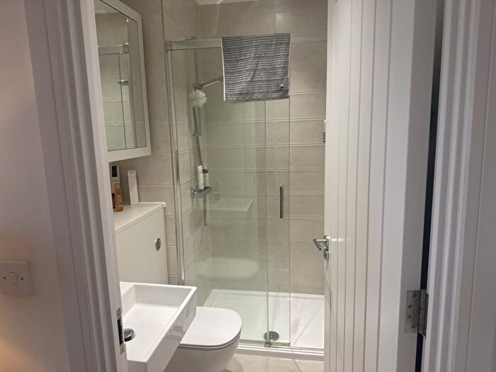 2 Bedroom Flat To Rent In Cannock Chase Place, Ramsay Drive, Tonbridge, Kent, TN12