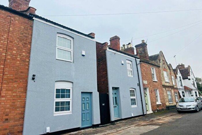 4 Bedroom Property To Rent In Waterloo Street, Leamington Spa, CV31