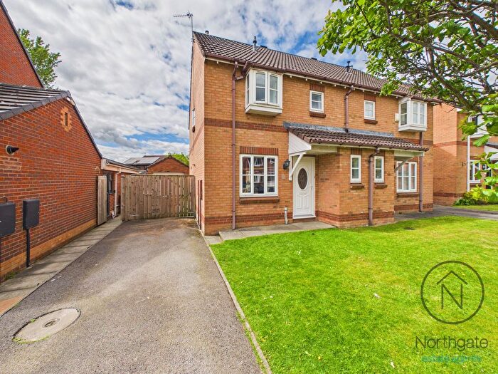3 Bedroom Semi Detached House For Sale In Hamsterley Road, Newton Aycliffe, DL5