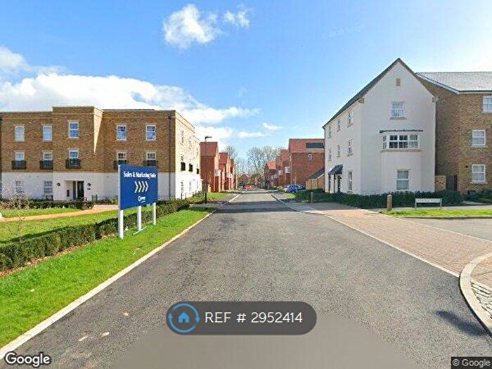 2 Bedroom Flat To Rent In Green Horse Grove, Maidstone, ME16