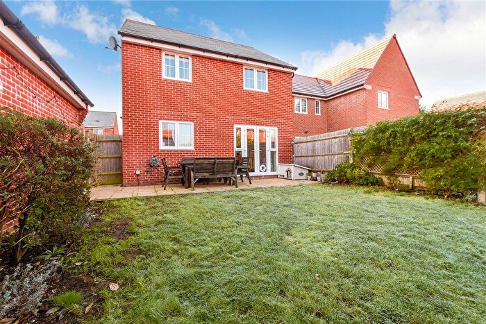 3 Bedroom Detached House For Sale In Sanders Gate, Storrington, West Sussex, RH20