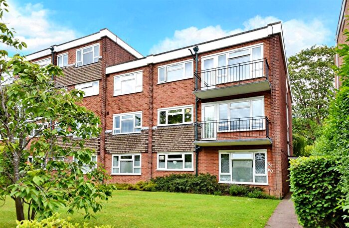 1 Bedroom Flat For Sale In Surbiton, KT6