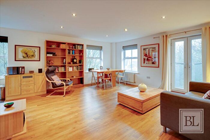 2 Bedroom Duplex For Sale In Braiswick, Colchester, CO4