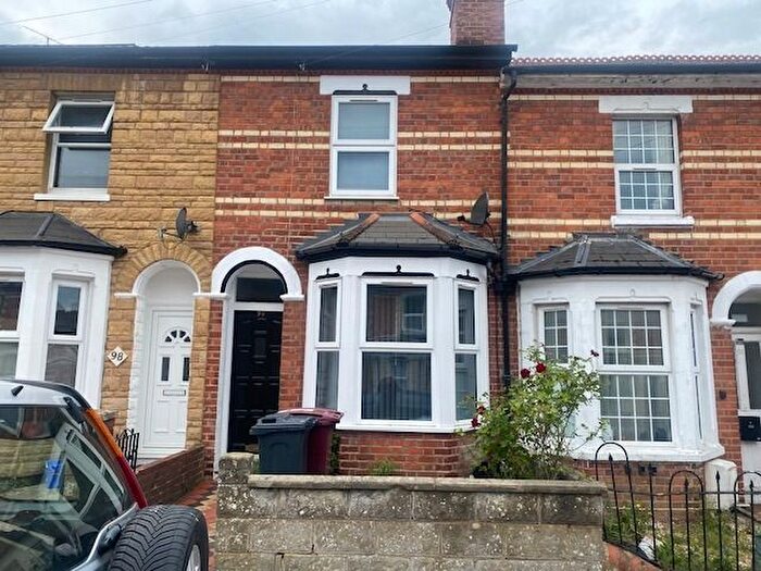 3 Bedroom Terraced House To Rent In Cardigan Road, Reading, Berkshire, RG1