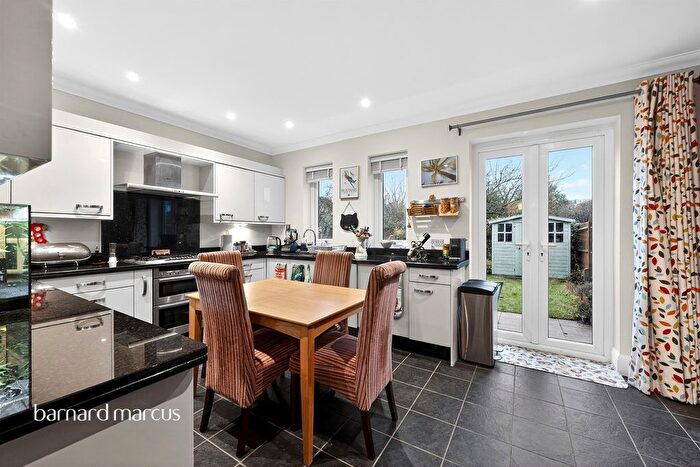 3 Bedroom End Terrace House For Sale In Hazon Way, Epsom, KT19