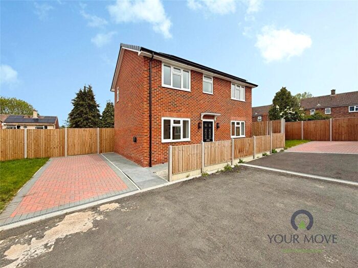 3 Bedroom Detached House For Sale In Westmorland Road, Maidstone, Kent, ME15