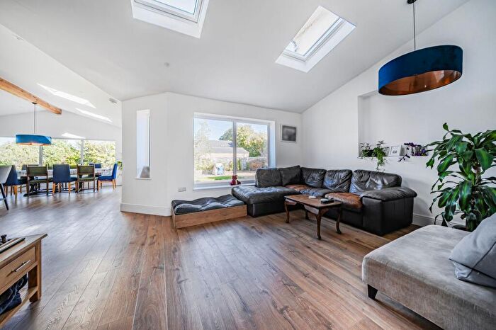 5 Bedroom Detached House For Sale In Semi-rural Bedroom Flexible Family Home, BS40