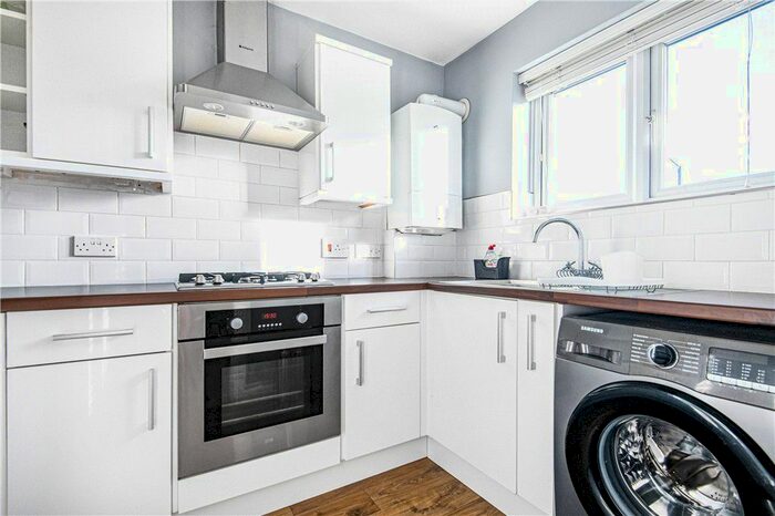 1 Bedroom Flat To Rent In Imperial Road, Windsor, Berkshire, SL4