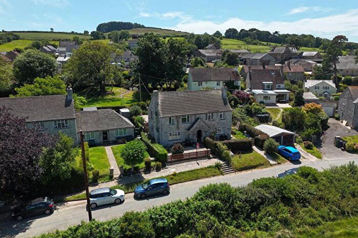3 Bedroom Semi-Detached House For Sale In Puncknowle, DT2