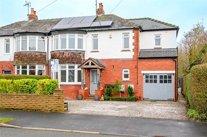 4 Bedroom Semi Detached House For Sale In The Drive, Bardsey, LS17